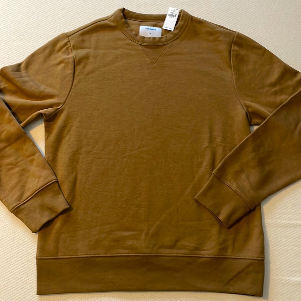 Brown crewneck sweatshirt. NWT. Old Navy